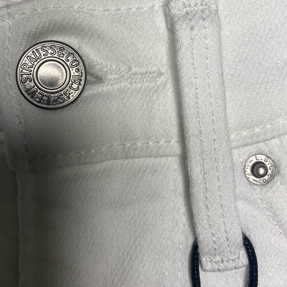 Levi’s 311 Shaping Skinny Ankle white jean pants - Picture 6 of 11